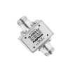 Protector coaxial RF de CC para 125-1000 MHz con conectores de ceja lateral y N hembra en ambos lados